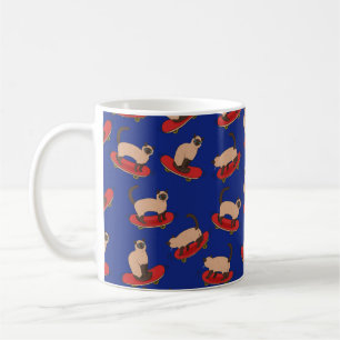 Seamless pattern with siamese cats on skateboards. coffee mug