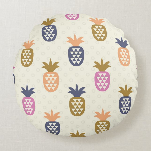 Seamless Pineapples Vintage Pattern Design Round Pillow (Front)