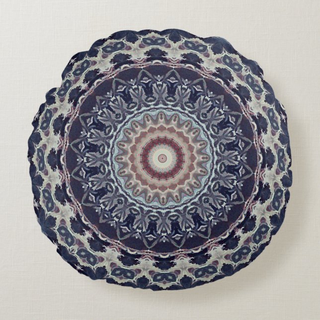Seamless round ornamental mandala pattern arabic k pillow (Front)