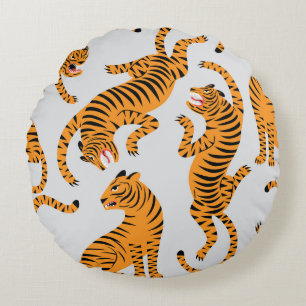Seamless tiger pattern, wildlife theme. round pillow