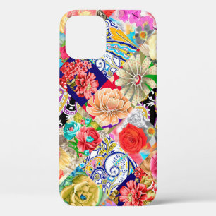 Seamless vintage floral pattern. Arrangement cream iPhone 12 Case