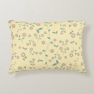 Seamless Yellow Sunflower Botanical Pattern Accent Pillow