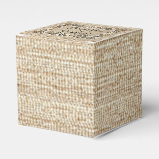 Seashell Border on Brown Weave Wedding Favor Boxes