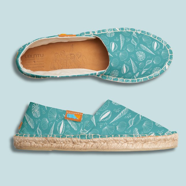 Seashell green beach pattern espadrilles (Turquoise green seashell pattern espadrilles)