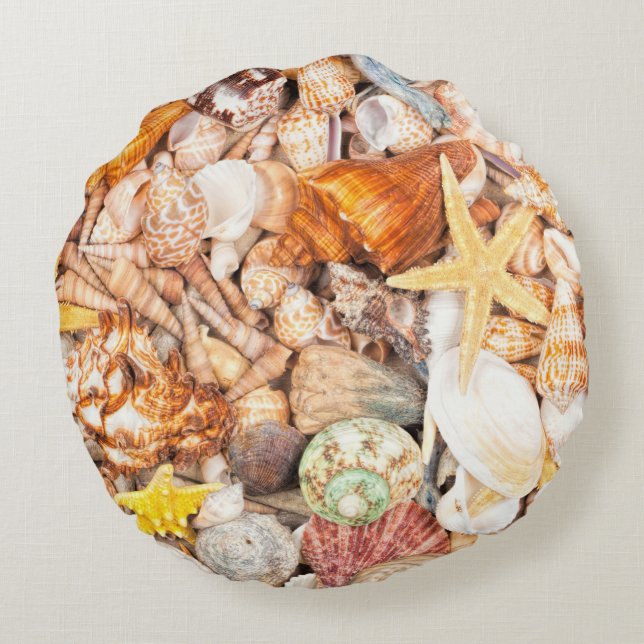 Seashells Background Round Pillow (Back)