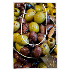 Seasoned black and green olives medium gift bag
