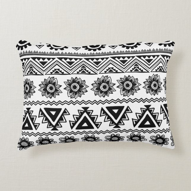 Second tribal ethnic, seamless pattern. accent pillow (Front)