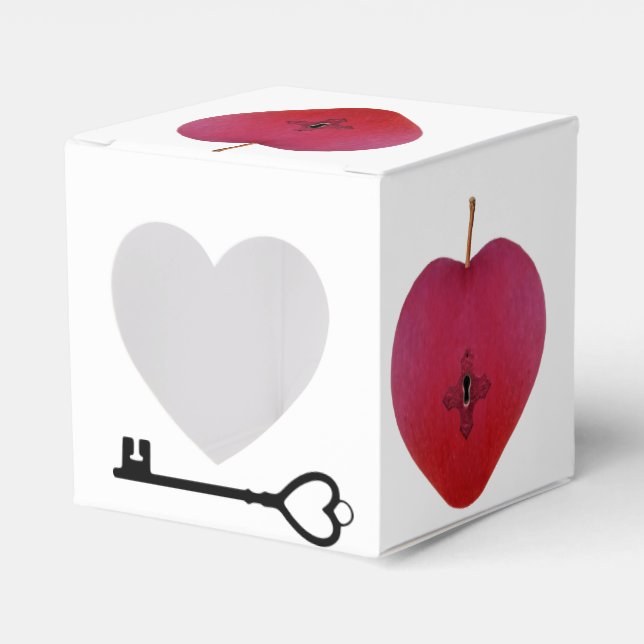 Secret Love Apple Favor Boxes (Front Side)
