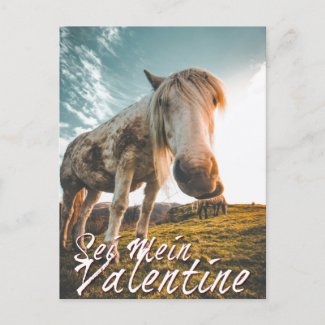 Sei mein Valentin mit schauenden Pferd V2.0 Holiday Postcard