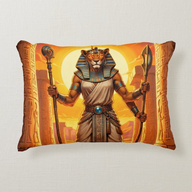 Sekhmet – Löwenköpfige Kriegsgöttin Accent Pillow (Front)