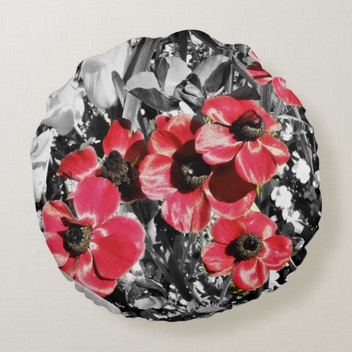 Selective Beauty _ Anemone Blossoms Round Pillow