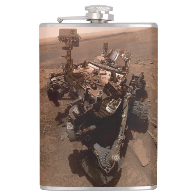 Selfie of Mars Curiosity Red Martian Landscape Flask (Front)