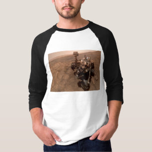 Selfie of Mars Curiosity Red Martian Landscape T-Shirt