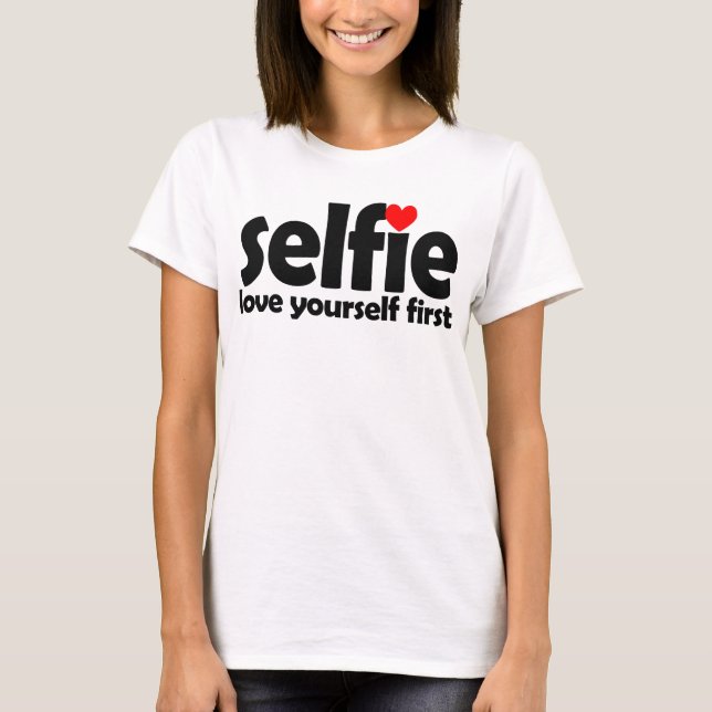 Selfie T-Shirt (Front)