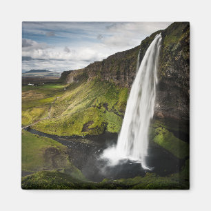 Seljalandsfoss Waterfall   Iceland Magnet