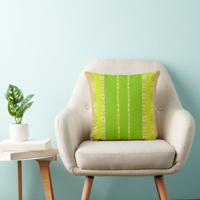 Selva - Color of heart Throw Pillow (Chair)