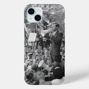 Sen. Robert Kennedy Campaigning for US President   iPhone 15 Plus Case