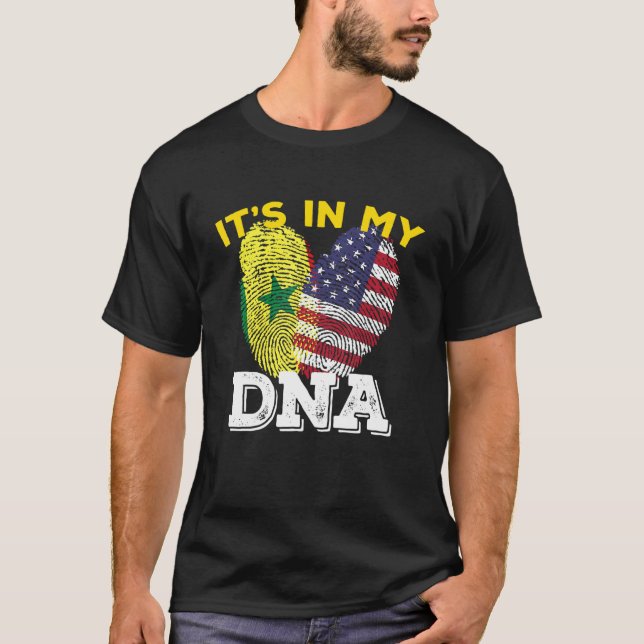 Senegal Senegalese America American Flag Hand Mixe T-Shirt (Front)