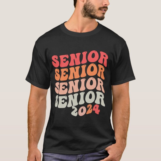 Senior 2024 Retro Class of 2024 Seniors Graduation T-Shirt (Front)