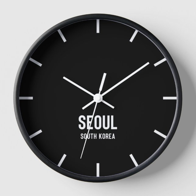 Seoul Time Zone Newsroom Wall Clock (Front)