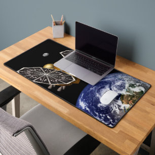 Separation Of Entry Vehicle On A Mars Mission. Desk Mat