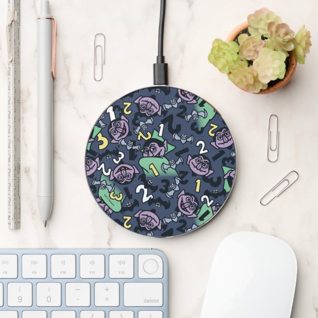 Sesame Sesame | Count von Count Doodle Pattern Wireless Charger (Desk)