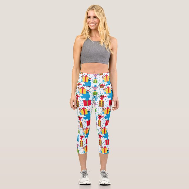 Sesame Street Christmas Presents Pattern Capri Leggings (Front)