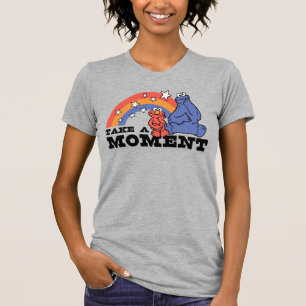 Sesame Street   Elmo & Cookie Take a Moment T-Shirt