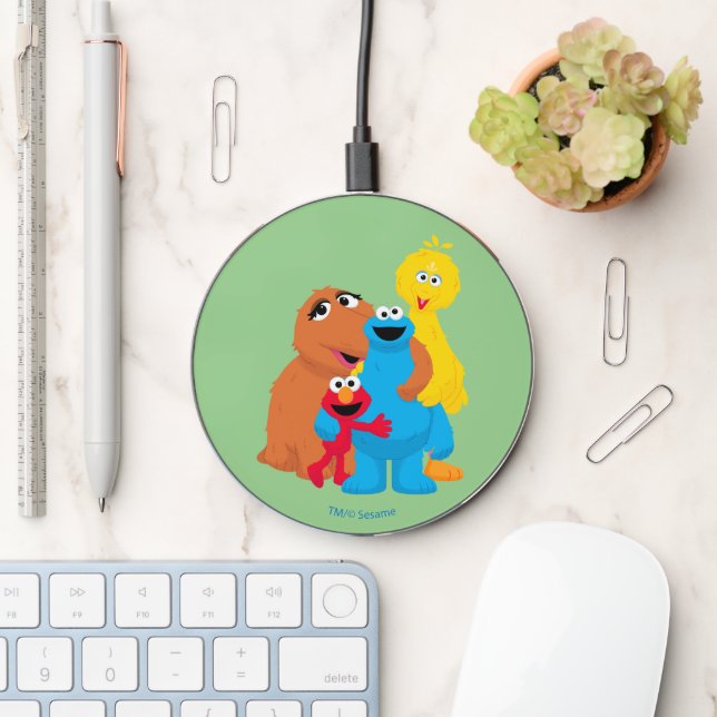 Sesame Street | Group Hug Wireless Charger (Desk)