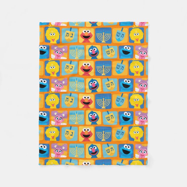 Sesame Street Hanukkah Pattern Fleece Blanket (Front)