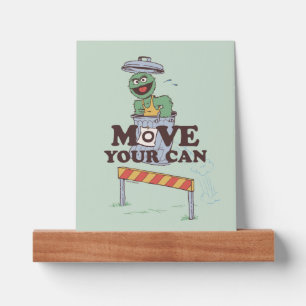 Sesame Street   Oscar the Grouch Move Your Can Picture Ledge