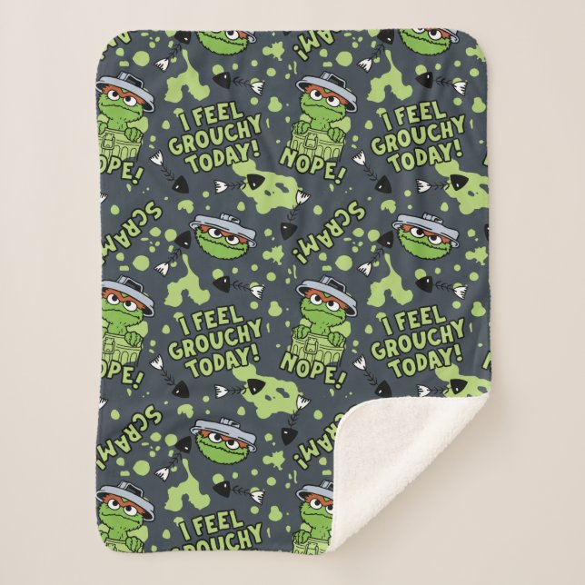 Sesame Street | Oscar the Grouch Phrase Pattern Sherpa Blanket (Front)