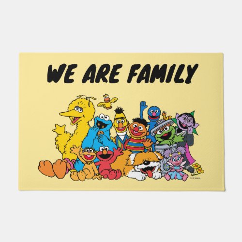 Sesame Street  Sesame Pals Group Portrait Doormat