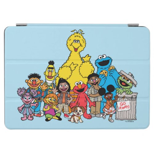 Sesame Street  Sesame Pals Hanging Out iPad Air Cover
