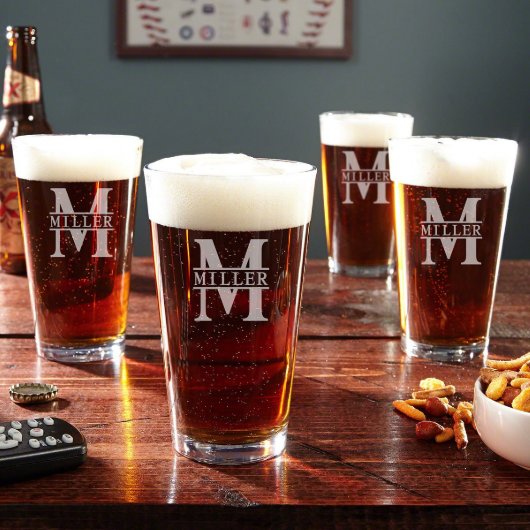 Set of 4 Stylish Engraved Pint Glasses (Front)