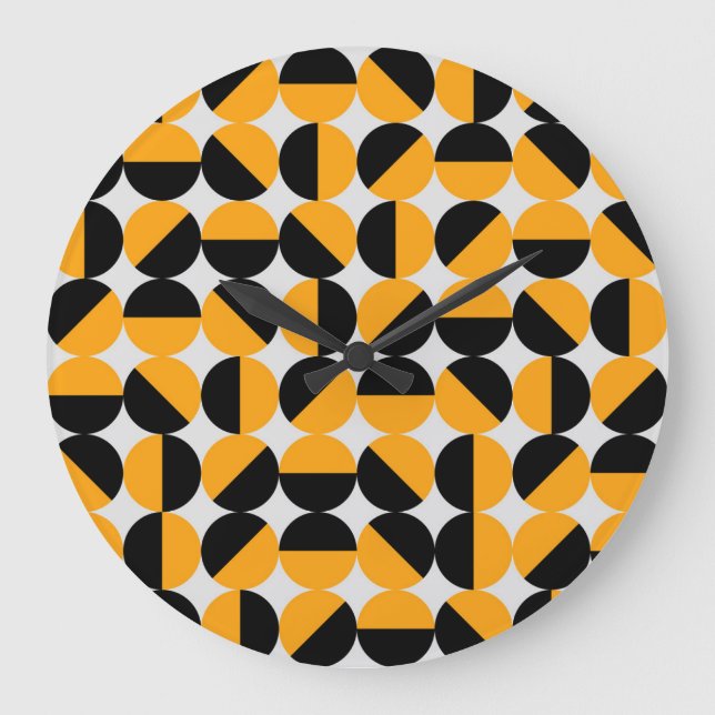 Seventies style, geometric half circles. large clock (Front)