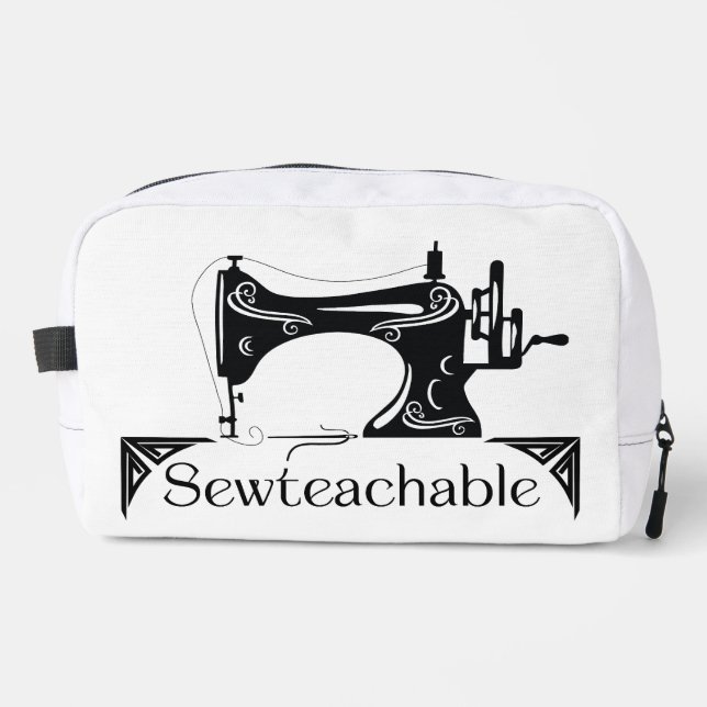 Sewteachable Vintage Sewing Machine Dopp Kit (Front)