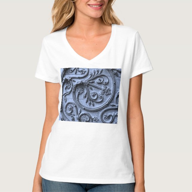 Shabby Chic blue wood look scroll pattern T-Shirt (Front)