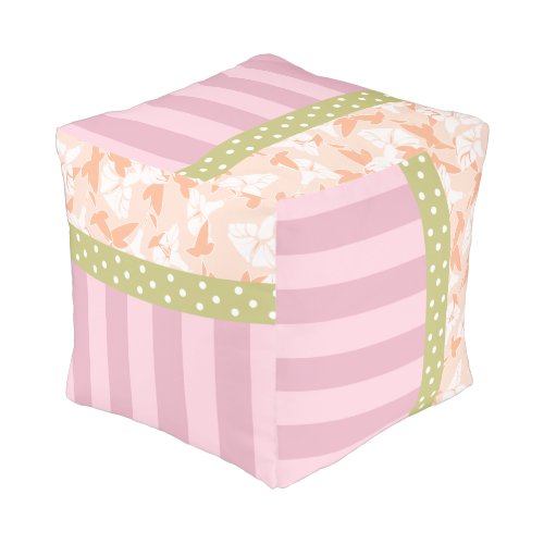 Shabby Chic Floral Pattern Pastel Colors Pouf