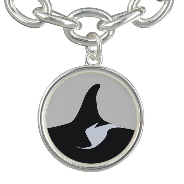 Shachi J19 Orca Charm Bracelet (Design)