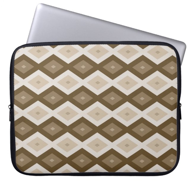 Shades of brown diamond pattern laptop sleeve (Front)