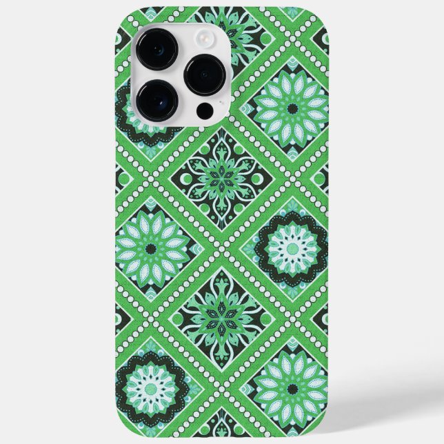 SHADES OF GREEN MANDALA PATTERNS Case-Mate iPhone CASE (Back)
