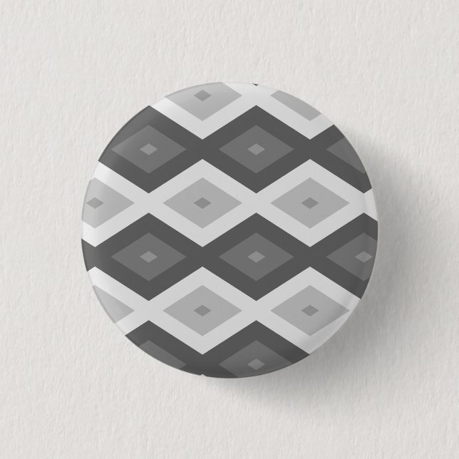 Shades of grey diamond pattern button (Front)
