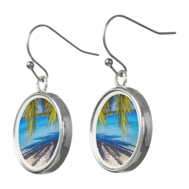 Shadows on the beach earrings (Angled)