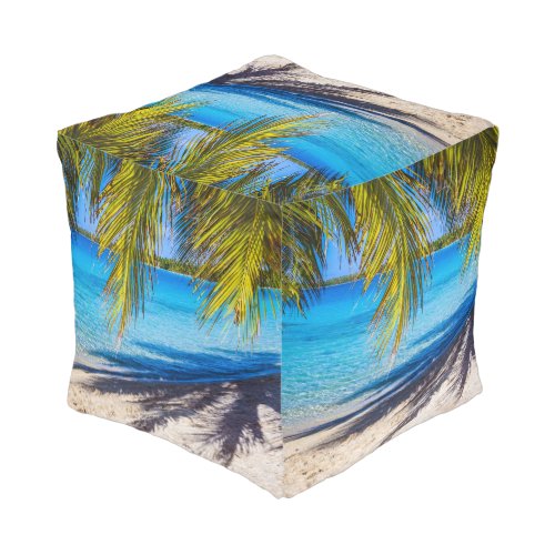 Shadows on the beach pouf