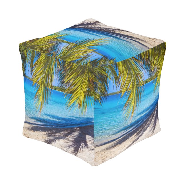 Shadows on the beach pouf (Angled Back)