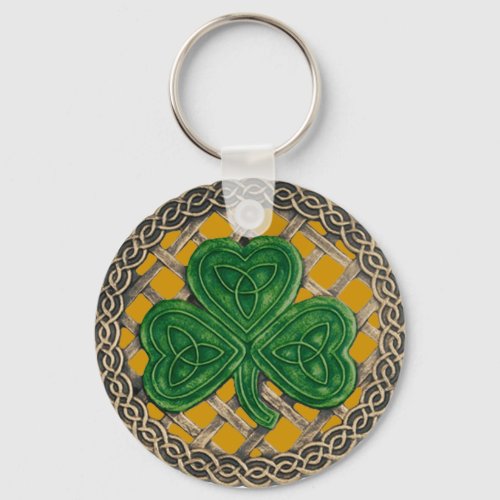 Shamrock And Celtic Knots Keychain Gold