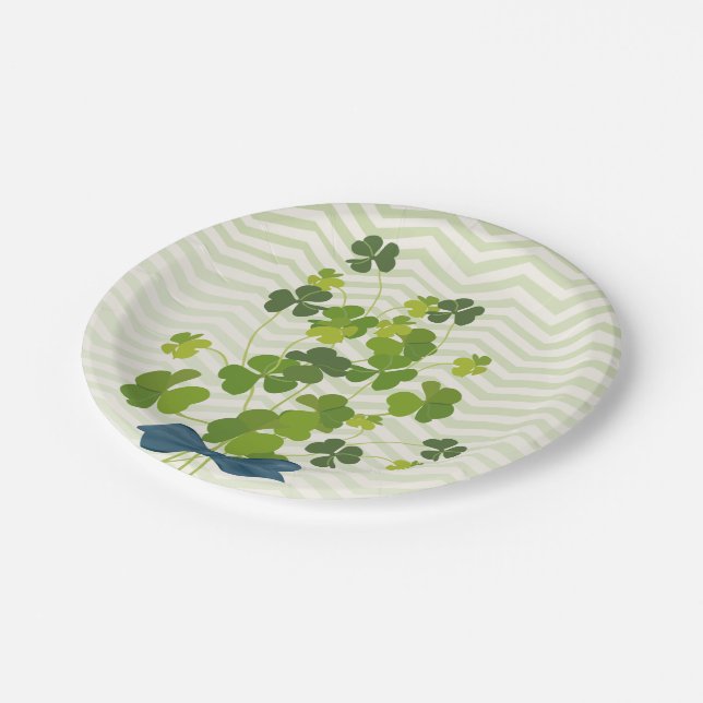 Shamrock bouquet, st patrick's day paper plates (Angled)