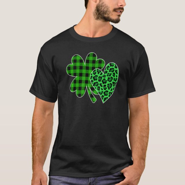 Shamrock Heart Leopard Buffalo St Patricks Day Men T-Shirt (Front)