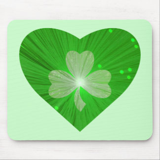 Shamrock Heart mousepad green